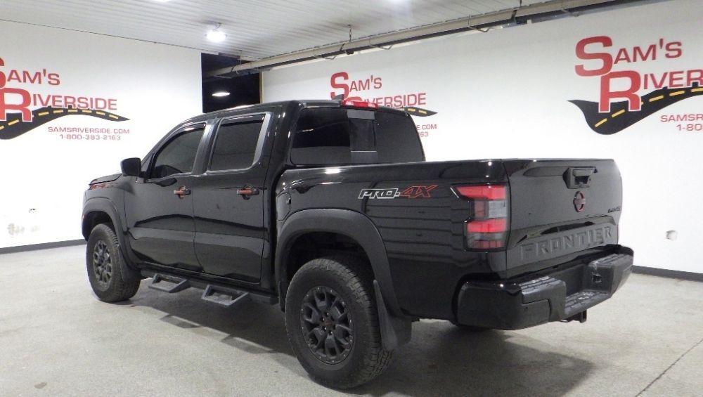 used 2024 Nissan Frontier car