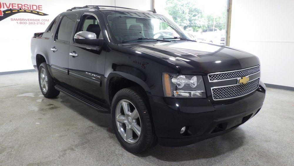 used 2013 Chevrolet Avalanche car