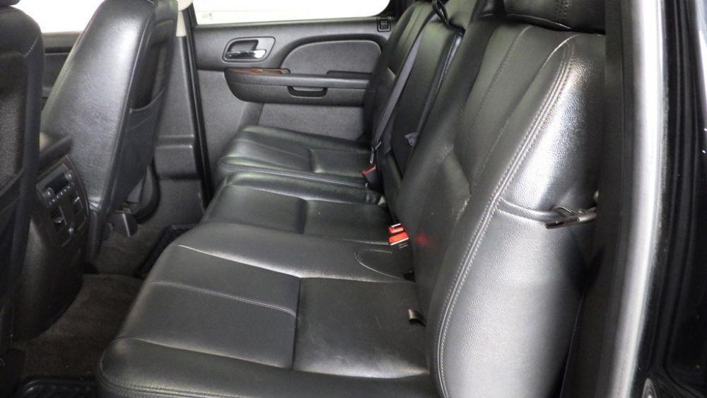 used 2013 Chevrolet Avalanche car