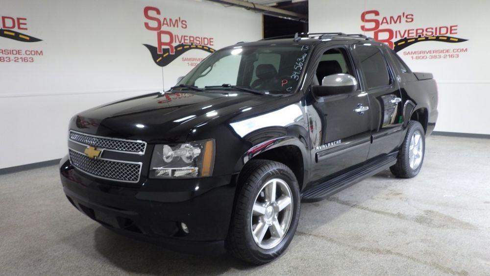 used 2013 Chevrolet Avalanche car, priced at $19,900