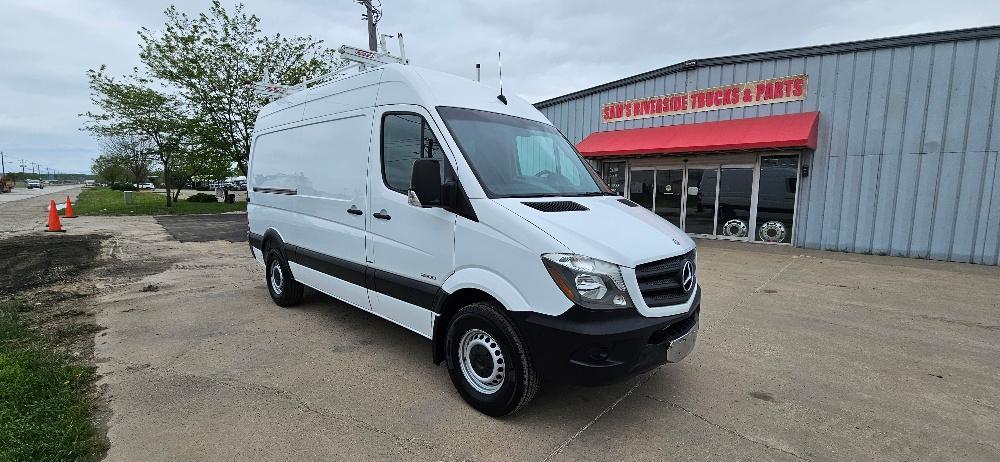 used 2015 Mercedes-Benz Sprinter car, priced at $28,900