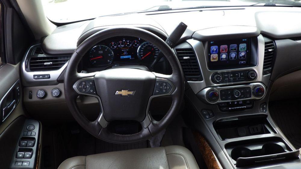 used 2017 Chevrolet Suburban car, priced at $27,900