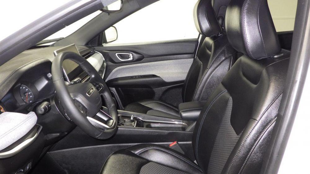 used 2024 Jeep Compass car, priced at $18,900