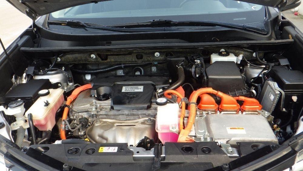 used 2018 Toyota RAV4 Hybrid car, priced at $18,900