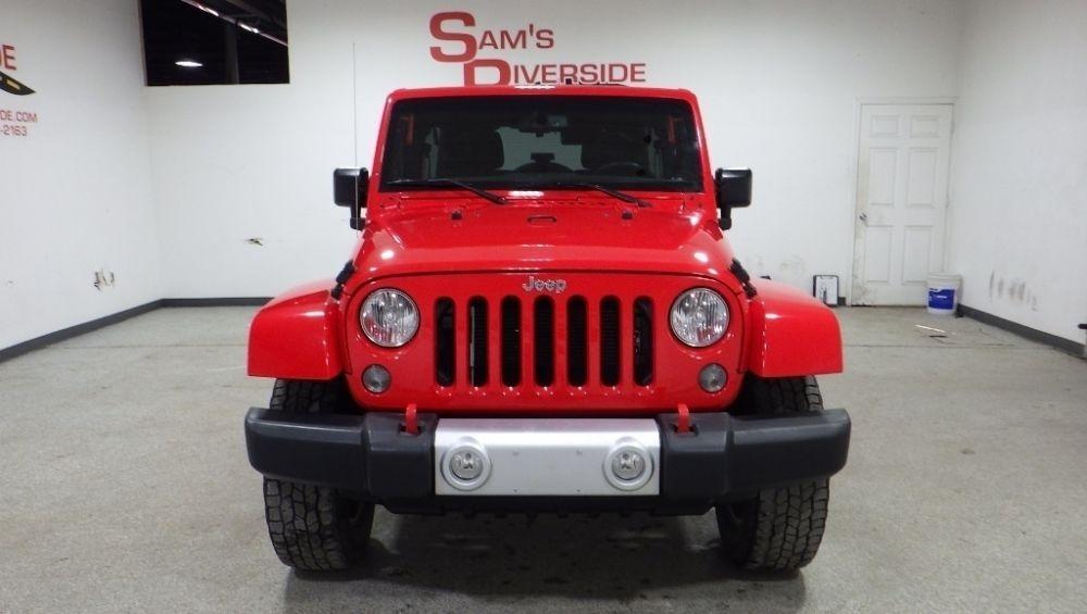used 2015 Jeep Wrangler Unlimited car, priced at $16,900