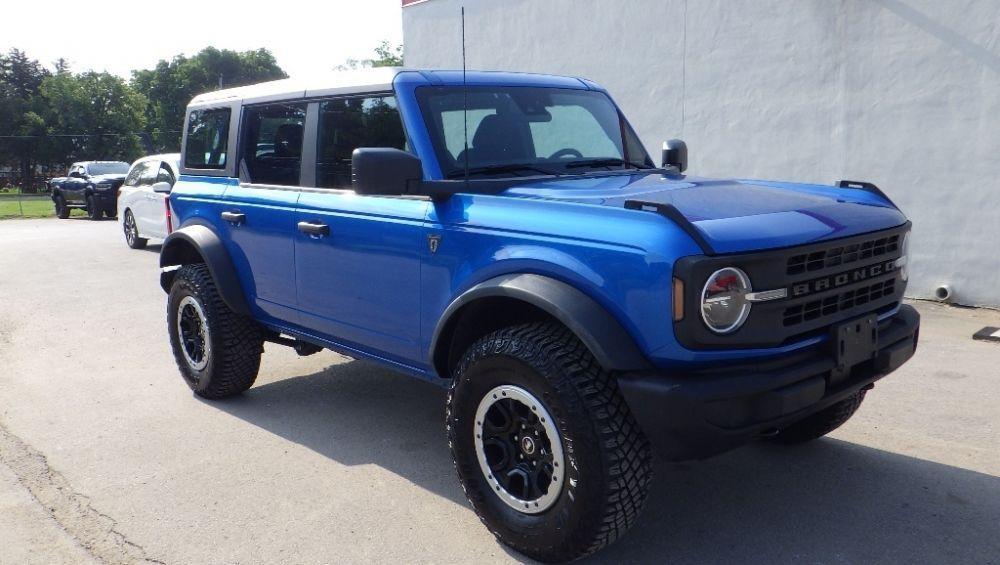 used 2023 Ford Bronco car, priced at $31,900