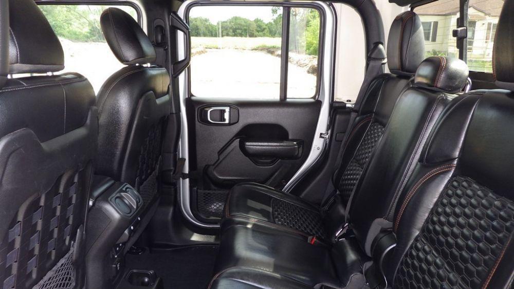 used 2023 Jeep Gladiator car, priced at $31,900