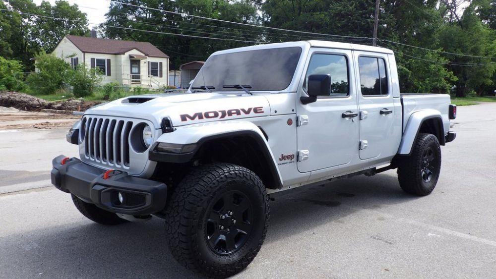used 2023 Jeep Gladiator car, priced at $31,900