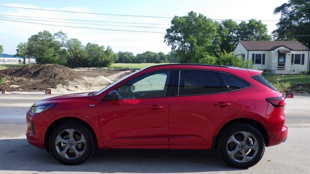 used 2024 Ford Escape car, priced at $15,900