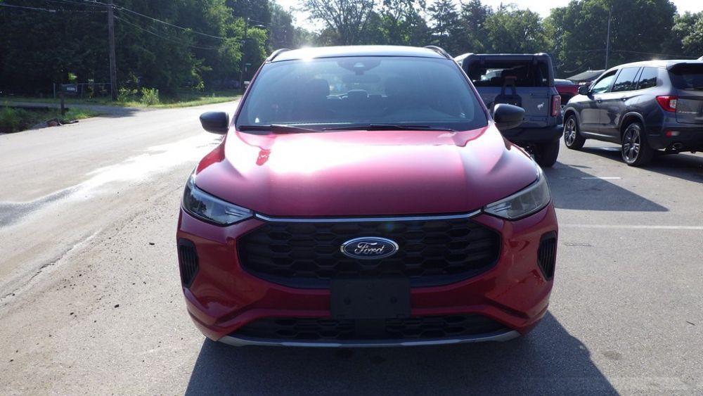 used 2024 Ford Escape car, priced at $15,900