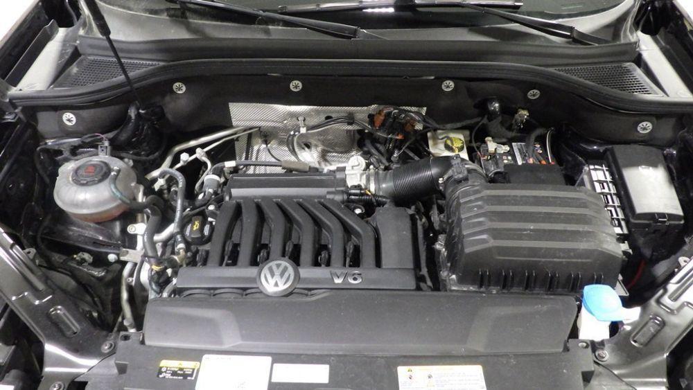 used 2023 Volkswagen Atlas car, priced at $24,900