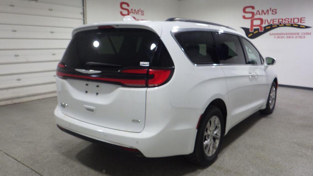 used 2022 Chrysler Pacifica car, priced at $22,900