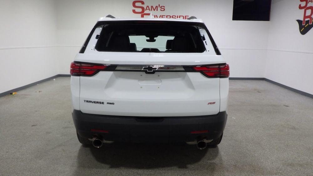 used 2023 Chevrolet Traverse car, priced at $29,900