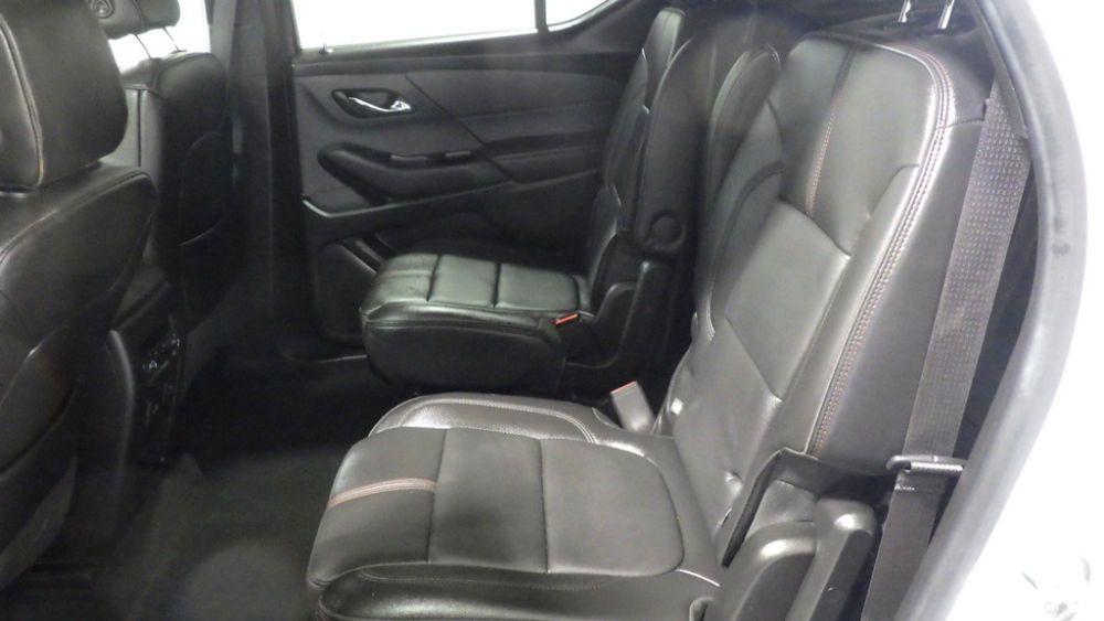 used 2023 Chevrolet Traverse car, priced at $29,900