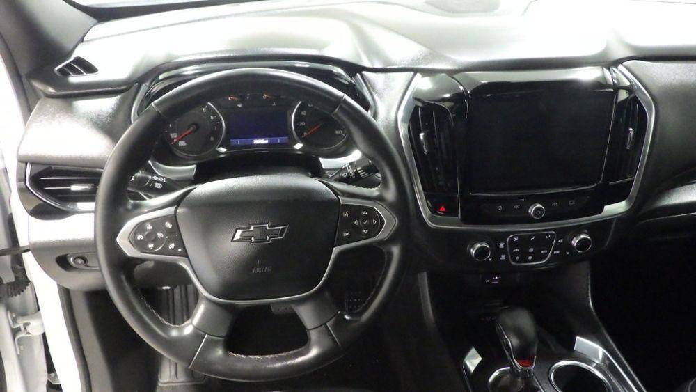 used 2023 Chevrolet Traverse car, priced at $29,900