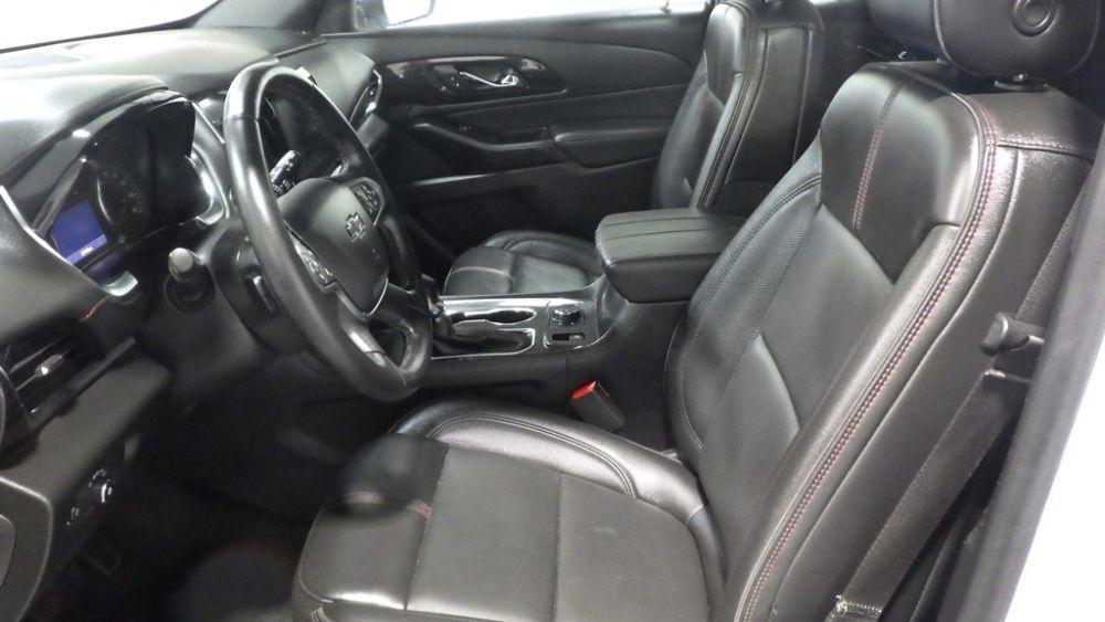 used 2023 Chevrolet Traverse car, priced at $29,900