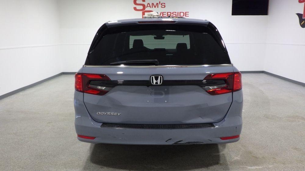 used 2024 Honda Odyssey car, priced at $32,900