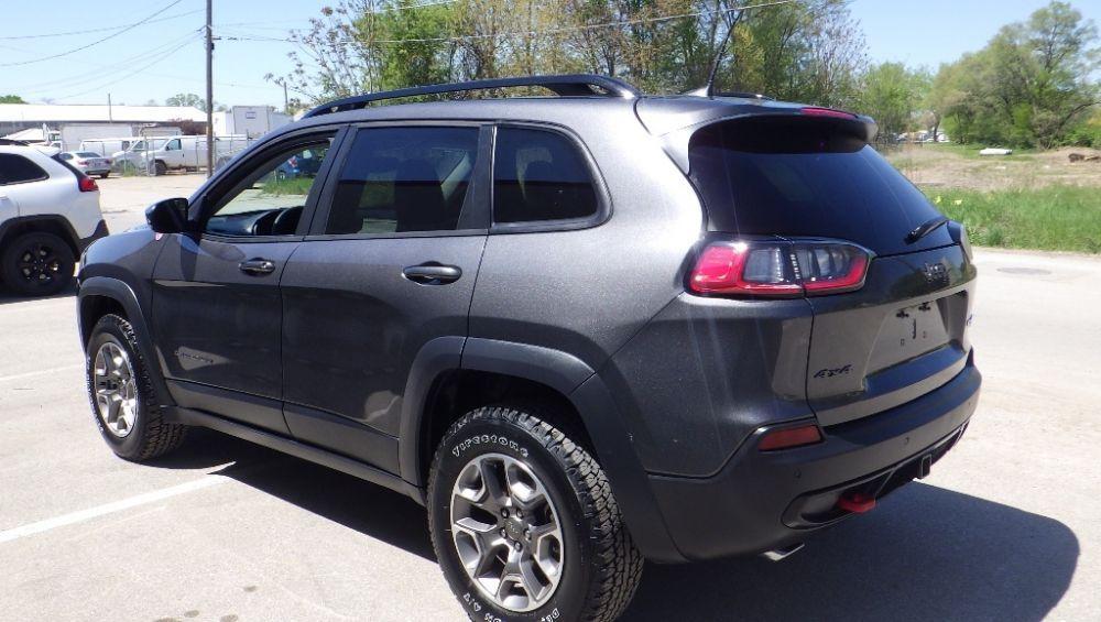 used 2022 Jeep Cherokee car, priced at $20,900