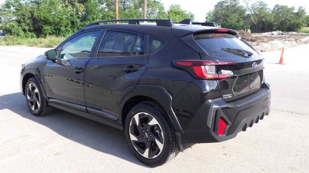 used 2025 Subaru Crosstrek car, priced at $24,900
