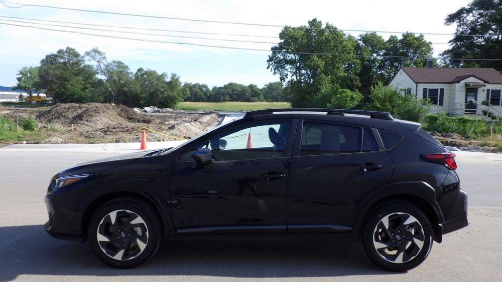 used 2025 Subaru Crosstrek car, priced at $24,900