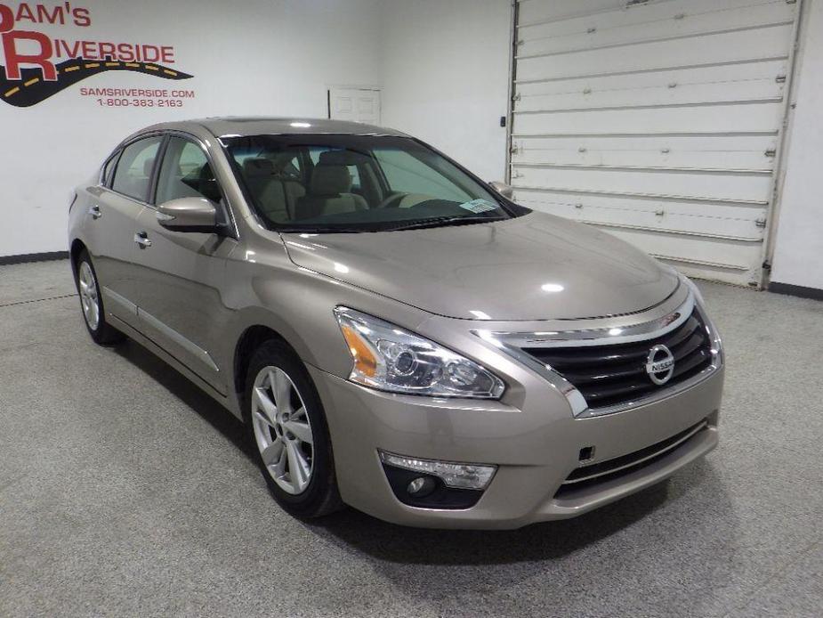 used 2014 Nissan Altima car, priced at $11,900