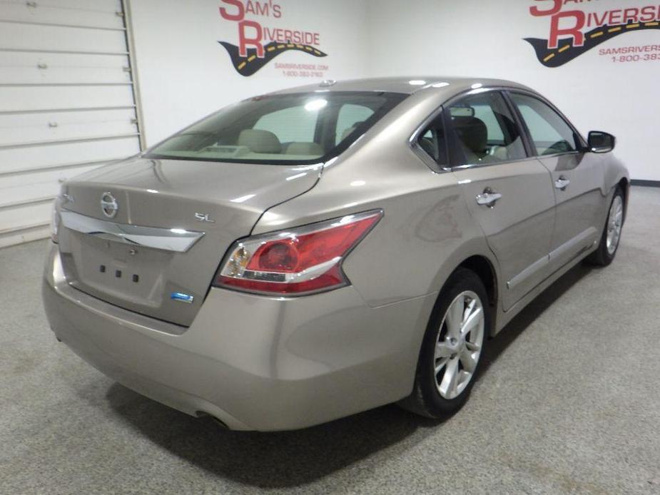 used 2014 Nissan Altima car, priced at $11,900