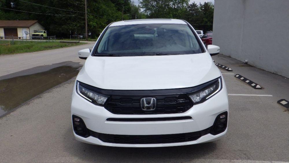 used 2025 Honda Odyssey car, priced at $37,900