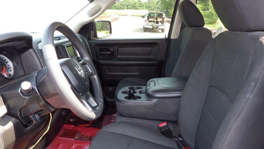 used 2019 Ram 1500 Classic car, priced at $17,900