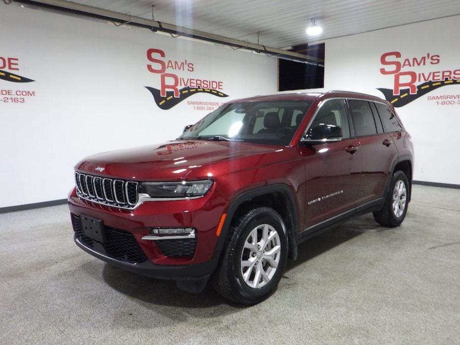 used 2022 Jeep Grand Cherokee car, priced at $29,900