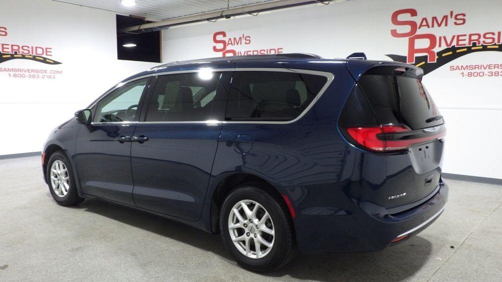used 2022 Chrysler Pacifica car, priced at $14,900