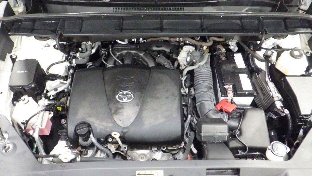 used 2021 Toyota Highlander car, priced at $29,900