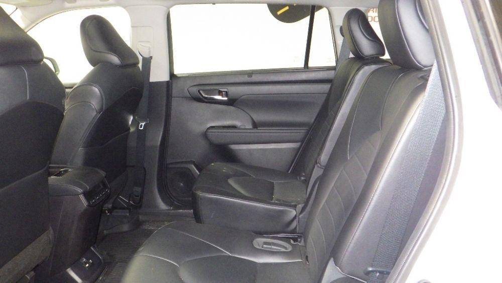 used 2021 Toyota Highlander car, priced at $29,900