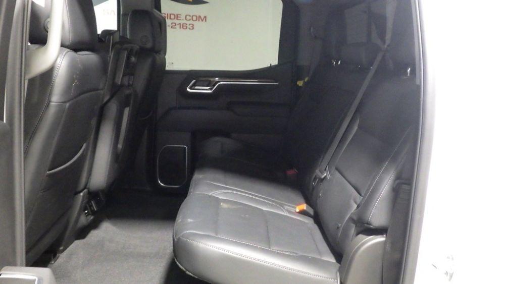 used 2025 Chevrolet Silverado 1500 car, priced at $30,900