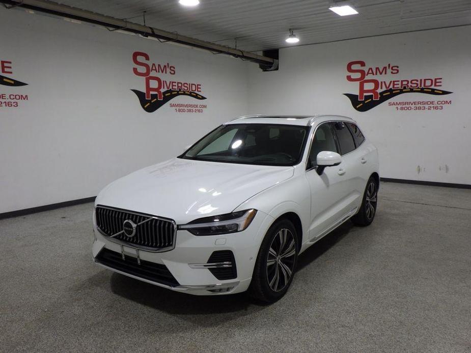 used 2022 Volvo XC60 car, priced at $39,900