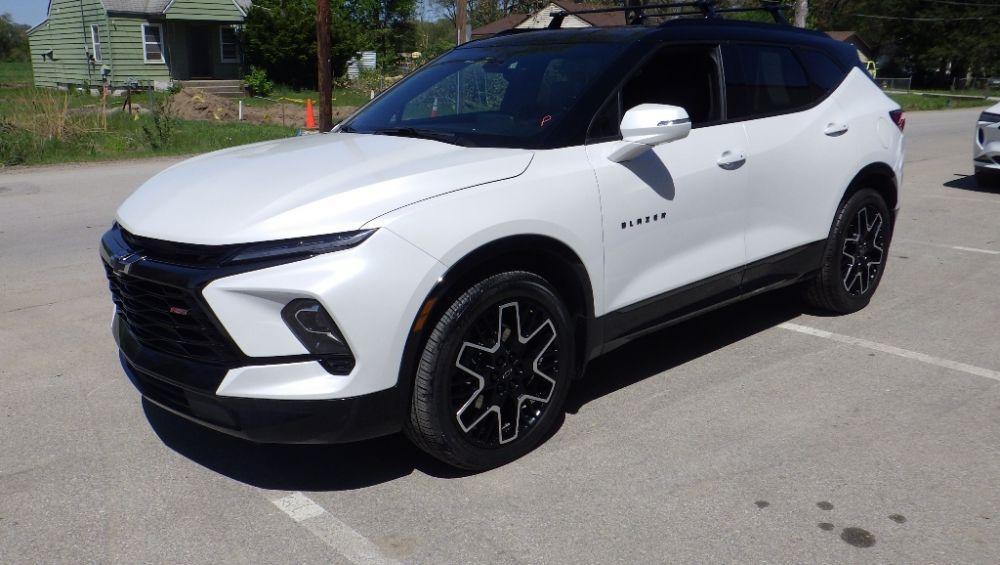 used 2024 Chevrolet Blazer car, priced at $32,900
