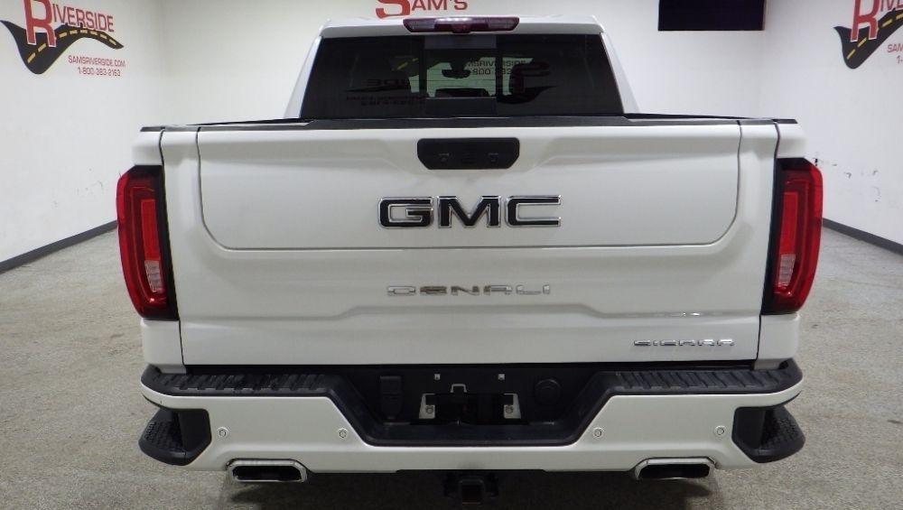 used 2021 GMC Sierra 1500 car, priced at $39,900