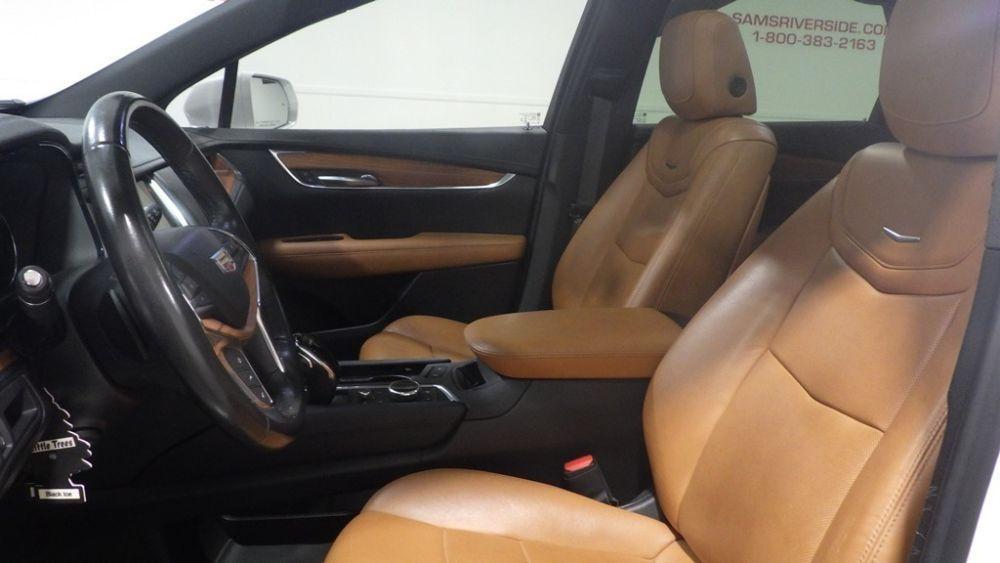 used 2020 Cadillac XT5 car, priced at $13,900