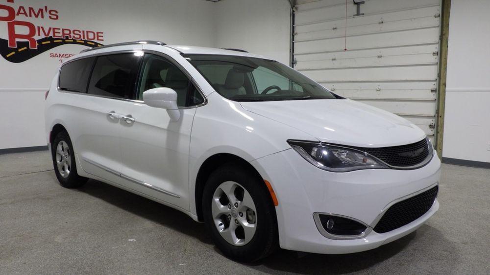 used 2017 Chrysler Pacifica car, priced at $16,900