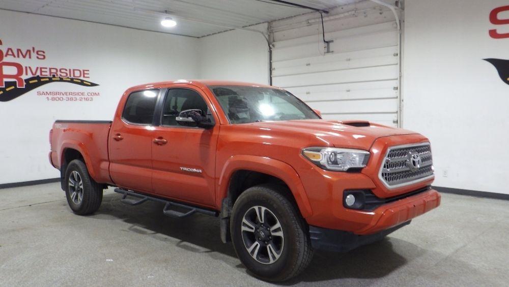 used 2016 Toyota Tacoma car, priced at $22,900