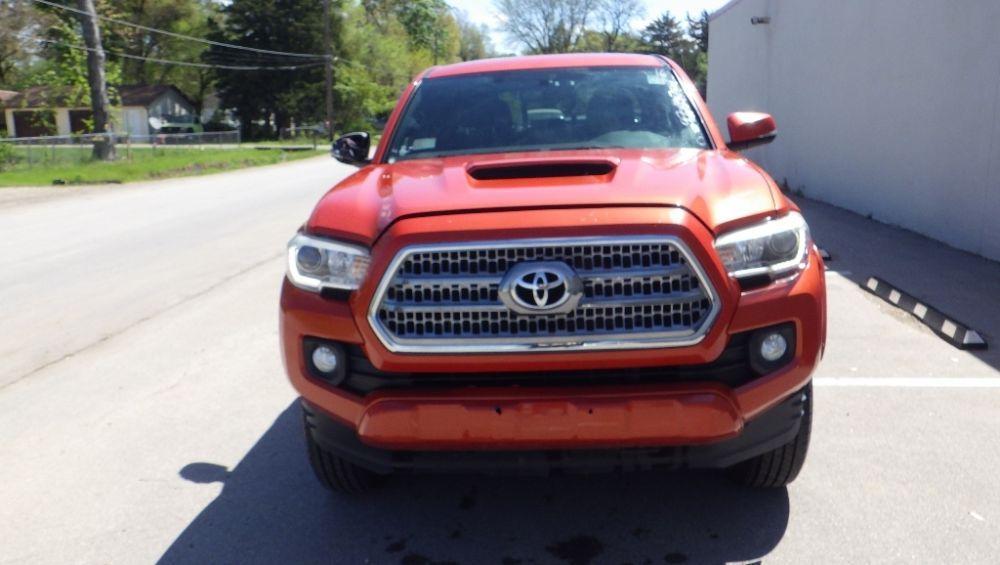 used 2016 Toyota Tacoma car, priced at $22,900