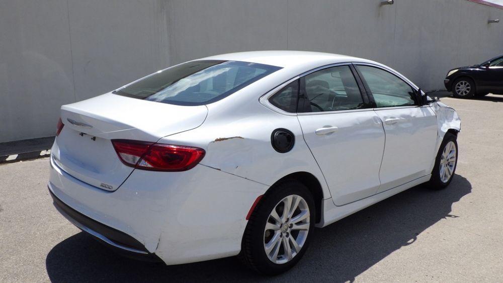 used 2016 Chrysler 200 car