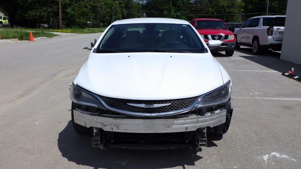 used 2016 Chrysler 200 car