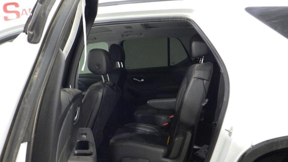 used 2021 Chevrolet Traverse car, priced at $19,900