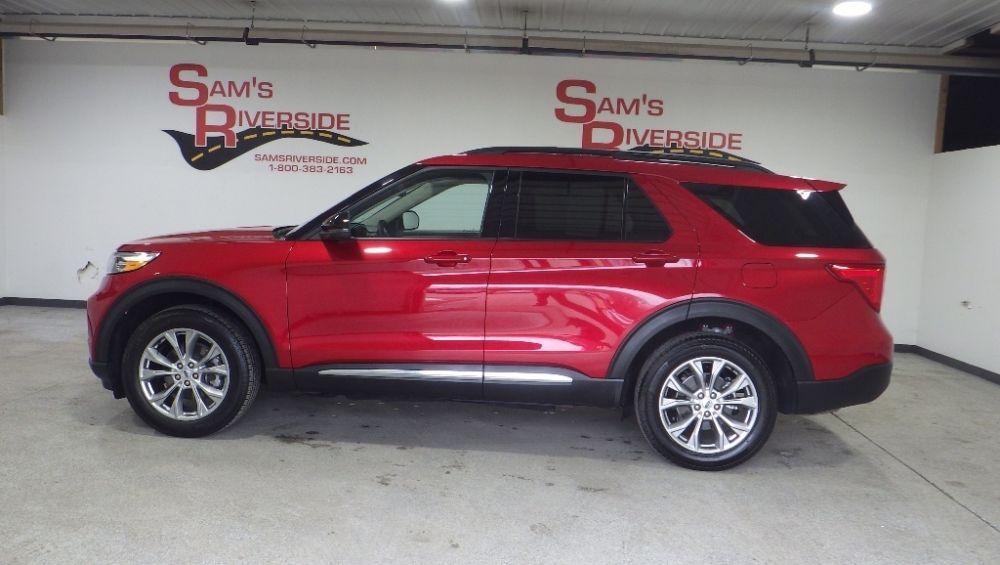 used 2024 Ford Explorer car, priced at $29,900
