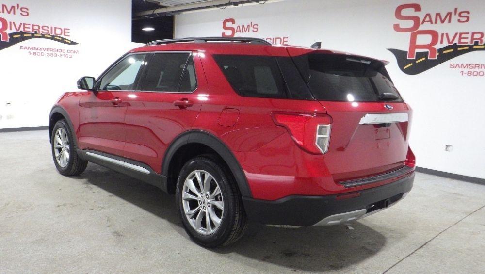 used 2024 Ford Explorer car, priced at $29,900