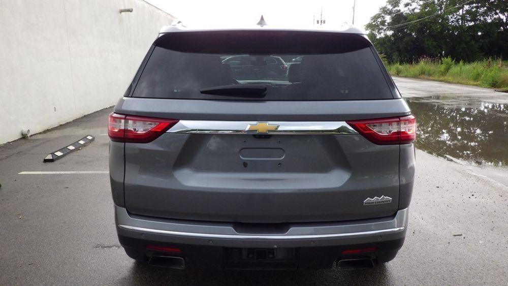 used 2020 Chevrolet Traverse car, priced at $25,900
