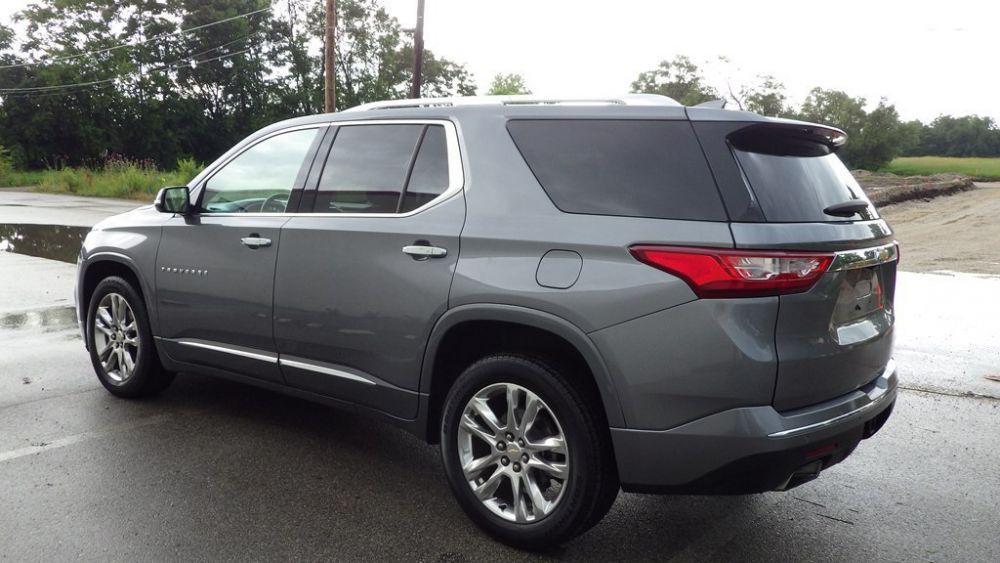 used 2020 Chevrolet Traverse car, priced at $25,900