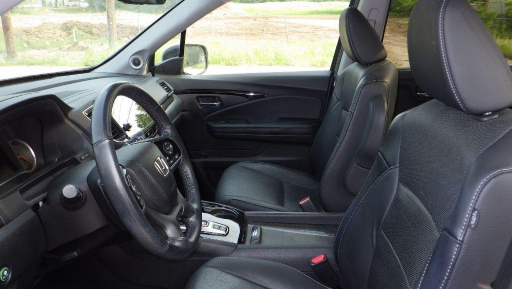 used 2021 Honda Pilot car, priced at $28,900