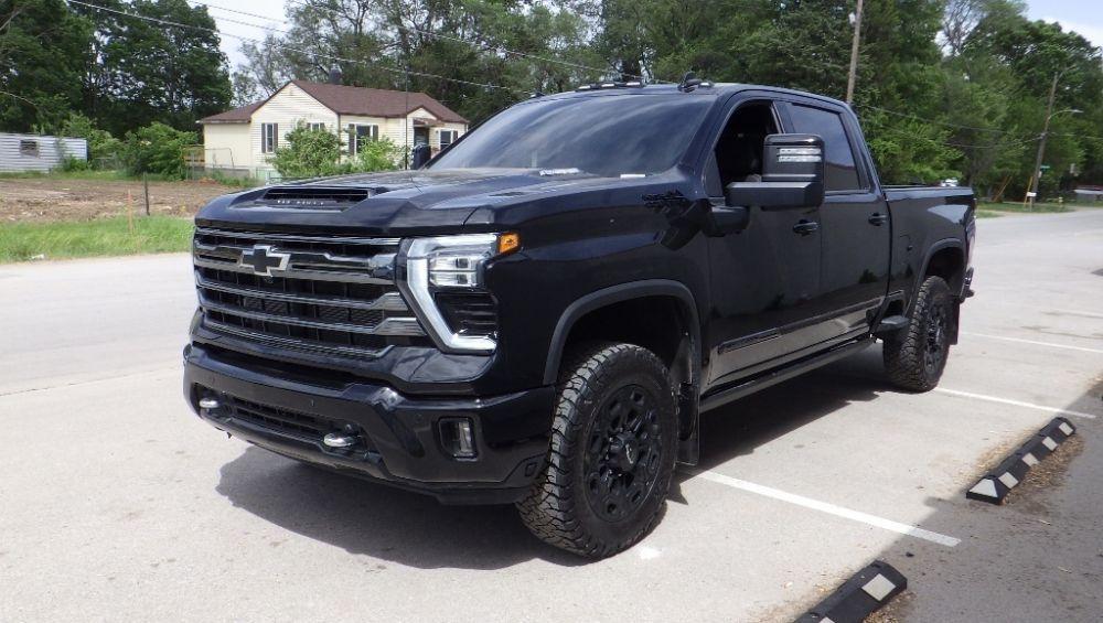 used 2024 Chevrolet Silverado 3500 car, priced at $59,900