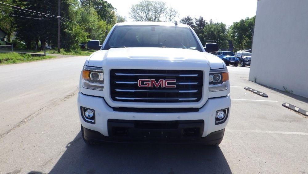 used 2018 GMC Sierra 2500 car, priced at $31,900